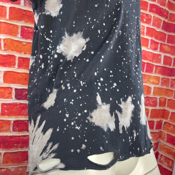 Affliction Women’s T-Shirt distressed - Picture 5 of 8